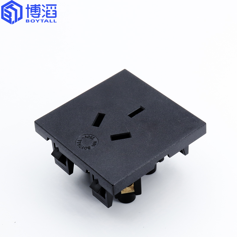 歐規插（chā）座